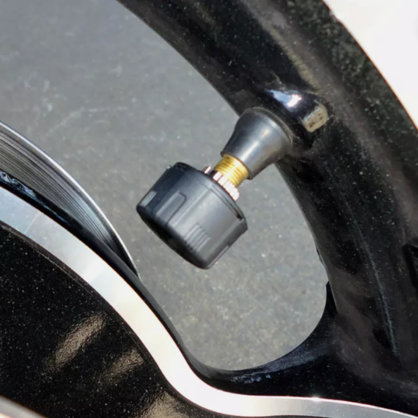 BLU Bluetooth Tire Pressure 2 Piece External Sensor